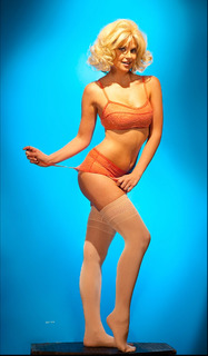 Genevieve Morton feet photo thumbnail