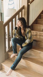 Genevieve Padalecki feet photo 4