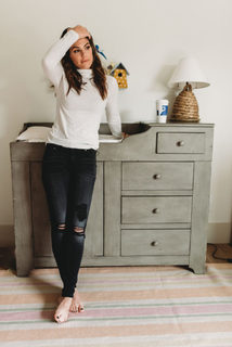 Genevieve Padalecki feet photo 3