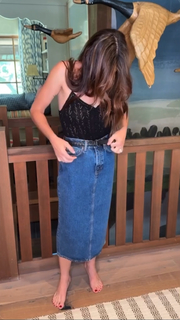 Genevieve Padalecki feet photo 8