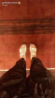 Genie Bouchard feet photo thumbnail