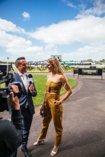 Genie Bouchard feet photo thumbnail