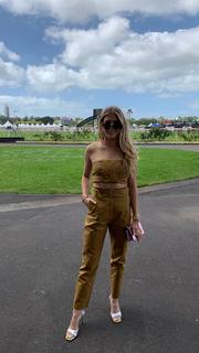 Genie Bouchard feet photo thumbnail