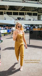 Genie Bouchard feet photo thumbnail