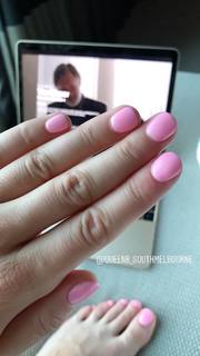 Genie Bouchard feet photo thumbnail