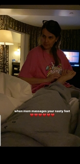 Genie Bouchard feet photo thumbnail