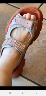 Genie Bouchard feet photo thumbnail
