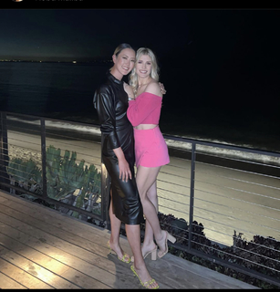 Genie Bouchard feet photo thumbnail