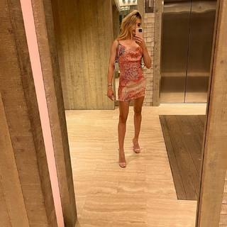 Genie Bouchard feet photo thumbnail