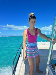 Genie Bouchard feet photo thumbnail
