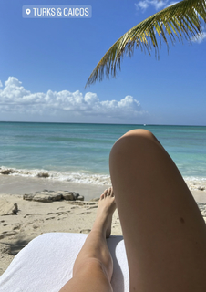 Genie Bouchard feet photo thumbnail