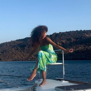 Genneya Walton feet photo 1