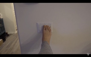 Geo Antoinette feet photo thumbnail