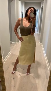 Geo Antoinette feet photo thumbnail