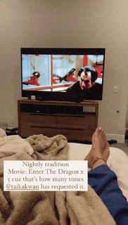 Geo Antoinette feet photo thumbnail