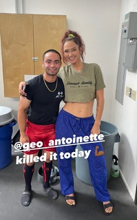 Geo Antoinette feet photo thumbnail