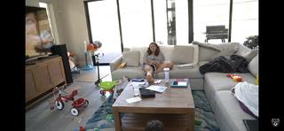 Geo Antoinette feet photo thumbnail