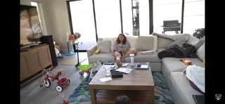 Geo Antoinette feet photo thumbnail