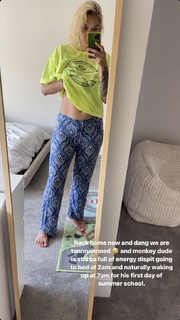 Geo Antoinette feet photo thumbnail