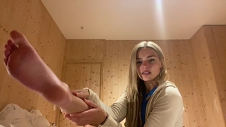 Georgia Ellenwood feet photo 12