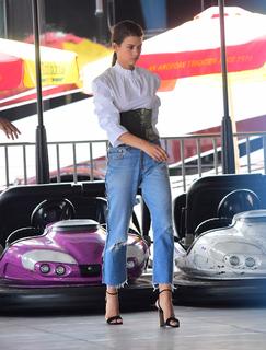 Georgia Fowler feet photo 9