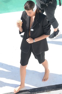 Georgia Fowler feet photo 1