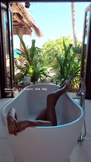 Georgia Fowler feet photo 18