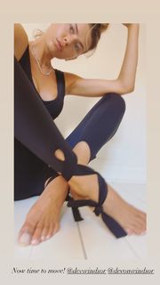 Georgia Fowler feet photo 8