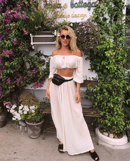 Georgia Gibbs feet photo 3