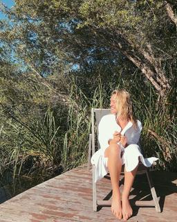 Georgia Gibbs feet photo 3