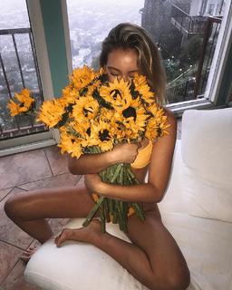 Georgia Gibbs feet photo 17