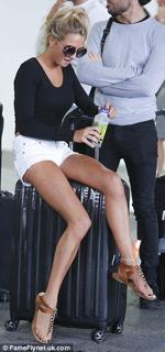 Georgia Harrison feet photo 19