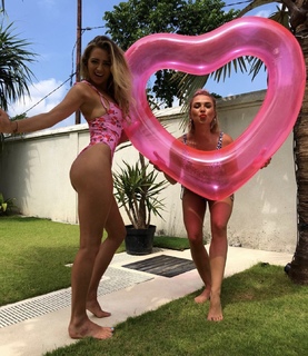 Georgia Harrison feet photo 15
