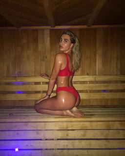 Georgia Harrison feet photo 12