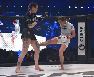 Georgia Harrison feet photo 1