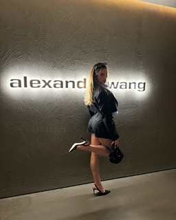 Georgia Hassarati feet photo 4
