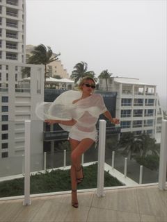 Georgia Hassarati feet photo 3