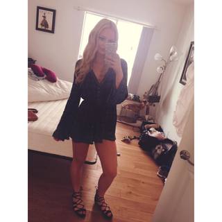 Georgia Hirst feet photo thumbnail