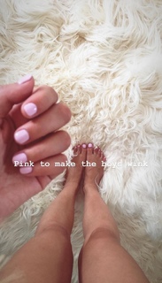 Georgia Hirst feet photo thumbnail