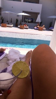 Georgia Hirst feet photo thumbnail