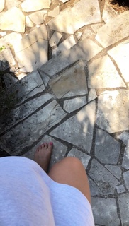 Georgia Hirst feet photo thumbnail