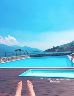 Georgia Hirst feet photo thumbnail
