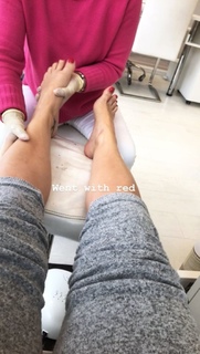 Georgia Hirst feet photo thumbnail