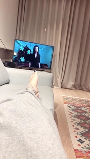 Georgia Hirst feet photo thumbnail
