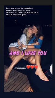 Georgia Hirst feet photo thumbnail