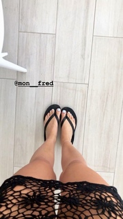 Georgia Hirst feet photo thumbnail