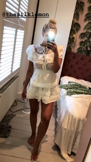 Georgia Hirst feet photo thumbnail
