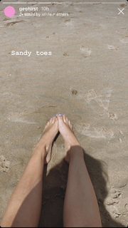 Georgia Hirst feet photo thumbnail