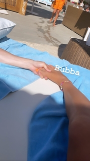 Georgia Hirst feet photo thumbnail