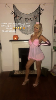 Georgia Hirst feet photo thumbnail